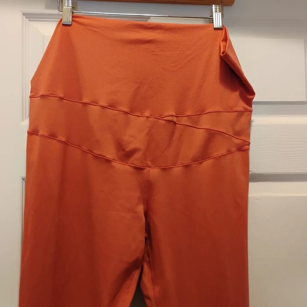 NWOT Nike Dri-FIT High-Waisted Leggings Salmon Pink Moisture Wicking Size XXL